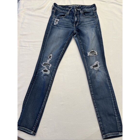 American Eagle Outfitters Denim - Women’s American eagle jeggings distressed destroyed medium wash size 8 regular